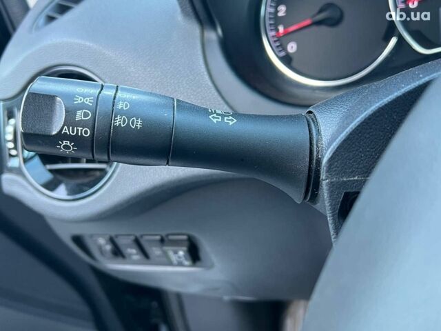 Чорний Рено Колеос, об'ємом двигуна 2.5 л та пробігом 222 тис. км за 10290 $, фото 26 на Automoto.ua