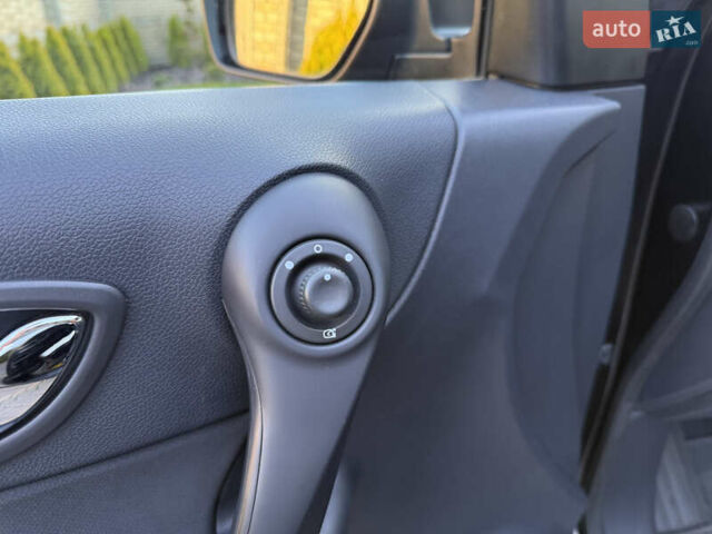 Черный Рено Колеос, объемом двигателя 2.45 л и пробегом 188 тыс. км за 12000 $, фото 50 на Automoto.ua