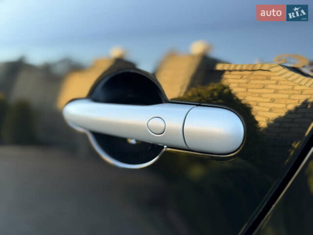 Черный Рено Колеос, объемом двигателя 2.45 л и пробегом 188 тыс. км за 12000 $, фото 43 на Automoto.ua