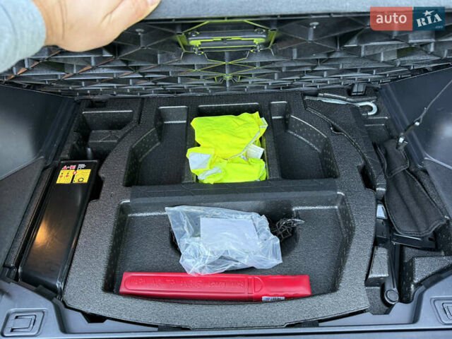 Черный Рено Колеос, объемом двигателя 2.45 л и пробегом 188 тыс. км за 12000 $, фото 93 на Automoto.ua