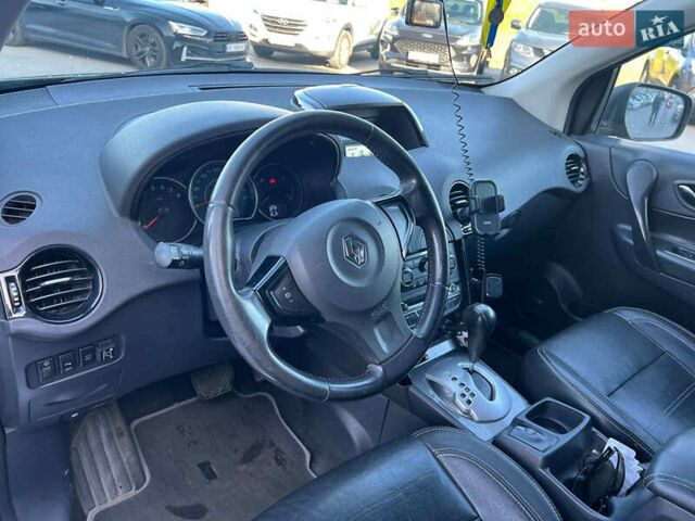 Чорний Рено Колеос, об'ємом двигуна 2.5 л та пробігом 222 тис. км за 10290 $, фото 16 на Automoto.ua