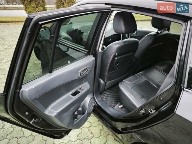 Черный Рено Колеос, объемом двигателя 2 л и пробегом 250 тыс. км за 10500 $, фото 17 на Automoto.ua