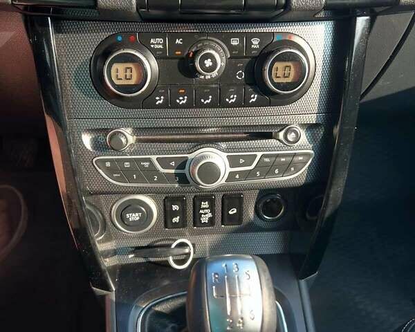 Черный Рено Колеос, объемом двигателя 2 л и пробегом 312 тыс. км за 10500 $, фото 5 на Automoto.ua