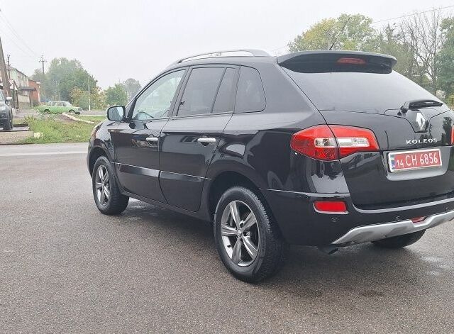 Черный Рено Колеос, объемом двигателя 2 л и пробегом 157 тыс. км за 13300 $, фото 7 на Automoto.ua