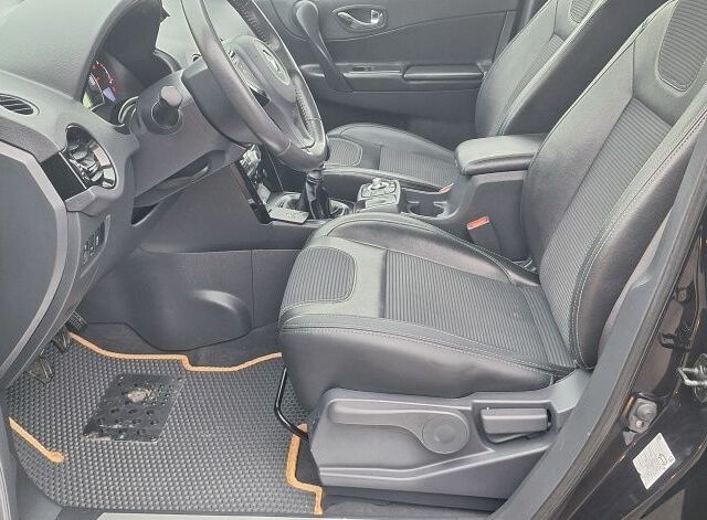 Черный Рено Колеос, объемом двигателя 2 л и пробегом 157 тыс. км за 13300 $, фото 19 на Automoto.ua