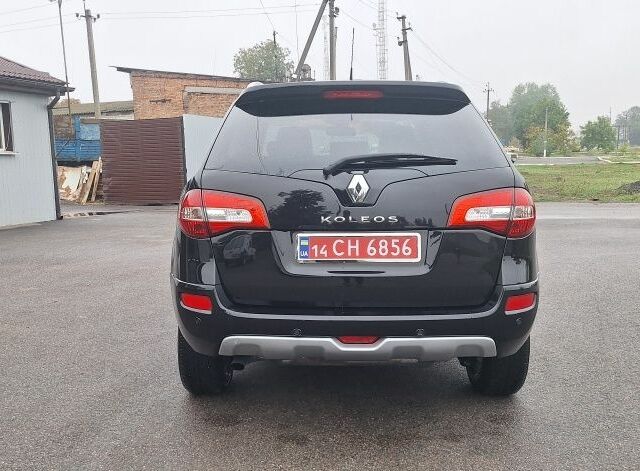 Черный Рено Колеос, объемом двигателя 2 л и пробегом 157 тыс. км за 13300 $, фото 6 на Automoto.ua