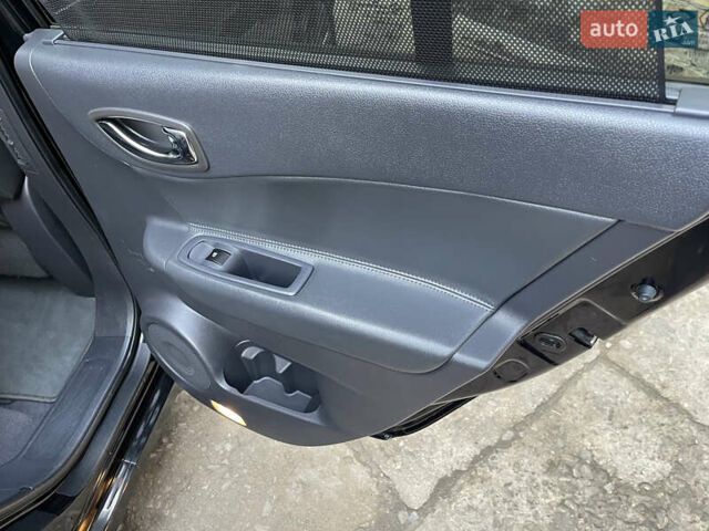 Чорний Рено Колеос, об'ємом двигуна 2 л та пробігом 230 тис. км за 12550 $, фото 30 на Automoto.ua
