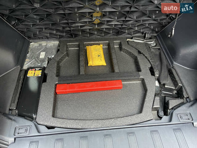 Чорний Рено Колеос, об'ємом двигуна 2 л та пробігом 230 тис. км за 12550 $, фото 34 на Automoto.ua