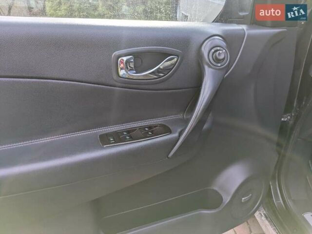 Черный Рено Колеос, объемом двигателя 2 л и пробегом 182 тыс. км за 12200 $, фото 16 на Automoto.ua