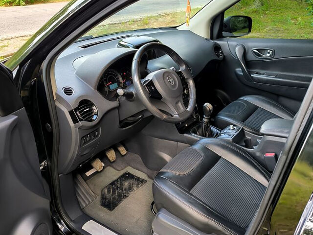 Чорний Рено Колеос, об'ємом двигуна 2 л та пробігом 169 тис. км за 14500 $, фото 10 на Automoto.ua