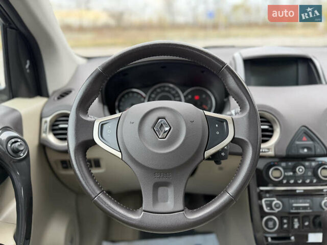 Черный Рено Колеос, объемом двигателя 2.5 л и пробегом 179 тыс. км за 14000 $, фото 54 на Automoto.ua