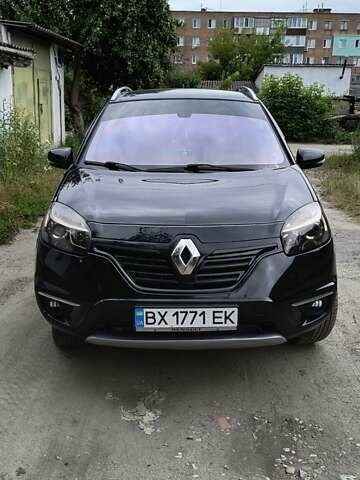 Черный Рено Колеос, объемом двигателя 2 л и пробегом 174 тыс. км за 13299 $, фото 2 на Automoto.ua
