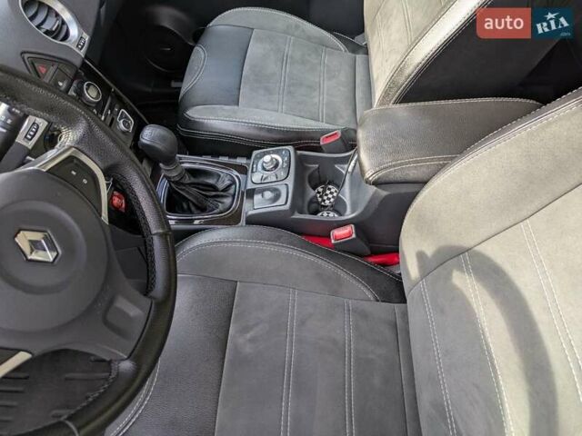 Черный Рено Колеос, объемом двигателя 2 л и пробегом 182 тыс. км за 12200 $, фото 11 на Automoto.ua