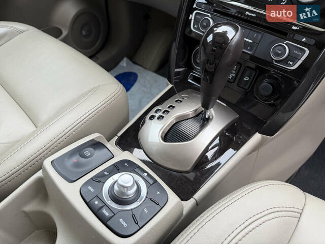 Черный Рено Колеос, объемом двигателя 2.5 л и пробегом 179 тыс. км за 14000 $, фото 46 на Automoto.ua