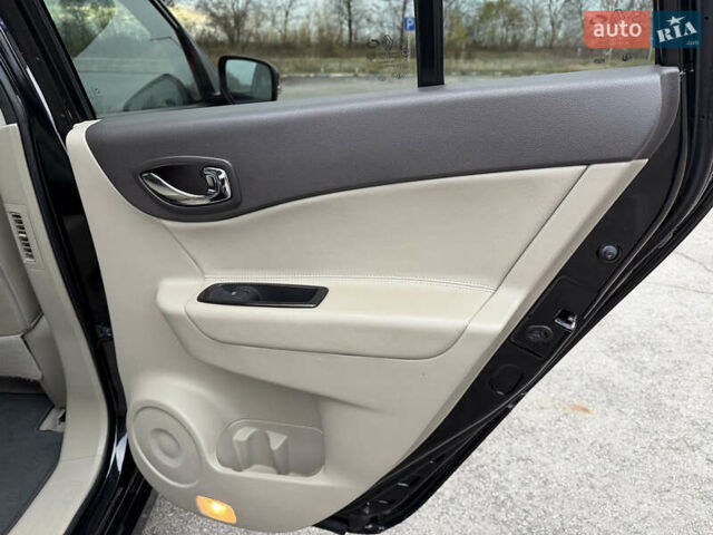 Черный Рено Колеос, объемом двигателя 2.5 л и пробегом 179 тыс. км за 14000 $, фото 50 на Automoto.ua