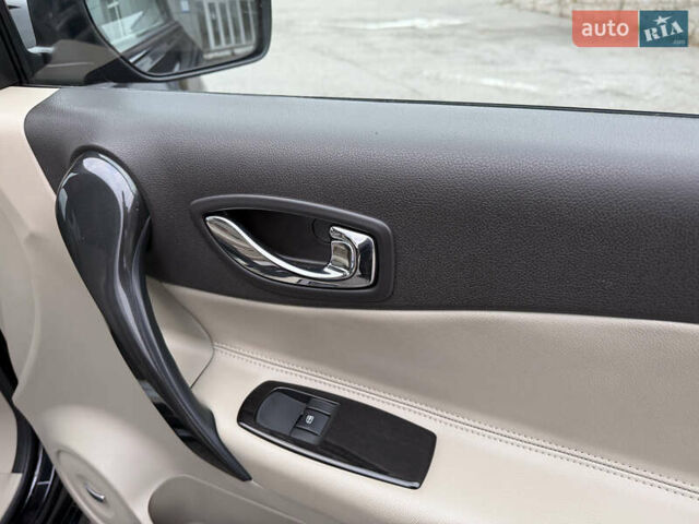 Черный Рено Колеос, объемом двигателя 2.5 л и пробегом 179 тыс. км за 14000 $, фото 40 на Automoto.ua