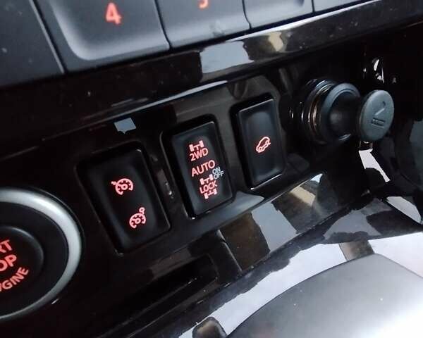 Чорний Рено Колеос, об'ємом двигуна 2 л та пробігом 225 тис. км за 14500 $, фото 23 на Automoto.ua