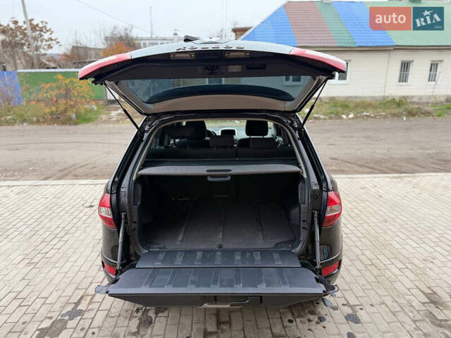 Чорний Рено Колеос, об'ємом двигуна 2 л та пробігом 187 тис. км за 11500 $, фото 7 на Automoto.ua