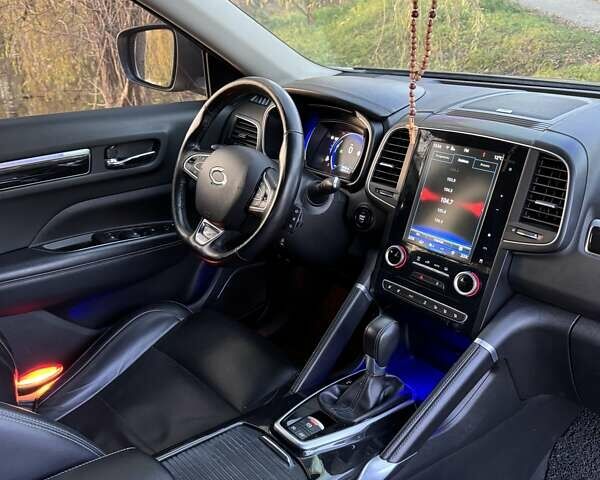 Черный Рено Колеос, объемом двигателя 2 л и пробегом 155 тыс. км за 19800 $, фото 24 на Automoto.ua