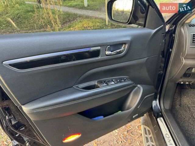 Черный Рено Колеос, объемом двигателя 2 л и пробегом 155 тыс. км за 19800 $, фото 19 на Automoto.ua