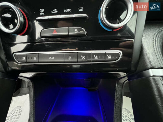 Черный Рено Колеос, объемом двигателя 2 л и пробегом 159 тыс. км за 20350 $, фото 37 на Automoto.ua