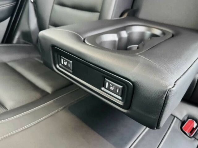 Черный Рено Колеос, объемом двигателя 2 л и пробегом 103 тыс. км за 15000 $, фото 4 на Automoto.ua