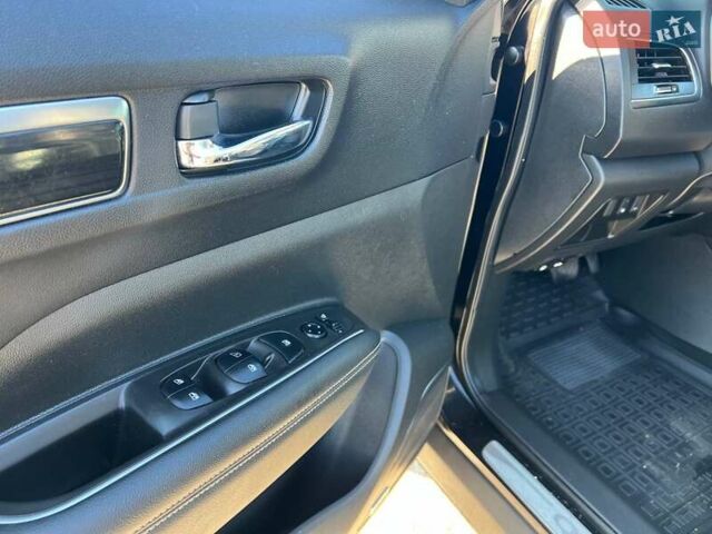 Рено Колеос 2019 в Одессе на Automoto.ua Черный Рено Колеос, объемом двигателя 2 л и пробегом 90 тыс. км за 17500 $, фото 7 на Automoto.ua