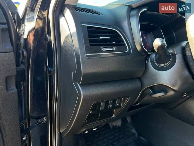 Рено Колеос 2019 в Одессе на Automoto.ua Черный Рено Колеос, объемом двигателя 2 л и пробегом 90 тыс. км за 17500 $, фото 8 на Automoto.ua