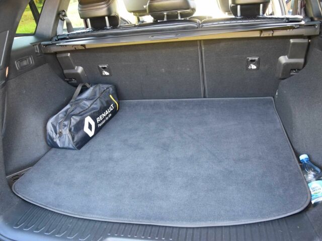 Черный Рено Колеос, объемом двигателя 2 л и пробегом 75 тыс. км за 31000 $, фото 14 на Automoto.ua