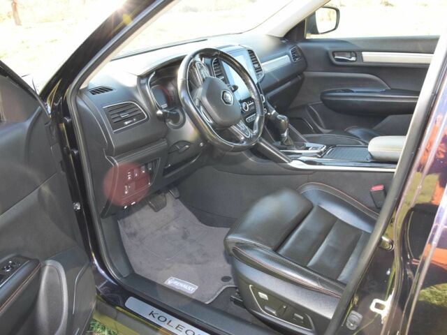 Черный Рено Колеос, объемом двигателя 2 л и пробегом 75 тыс. км за 31000 $, фото 8 на Automoto.ua