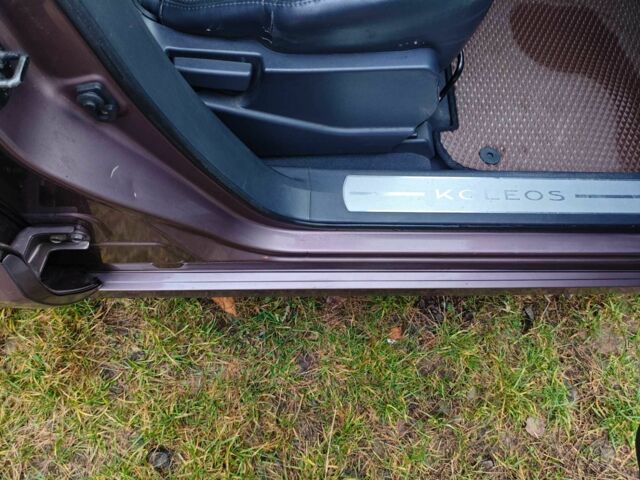 Коричневый Рено Колеос, объемом двигателя 2 л и пробегом 220 тыс. км за 10300 $, фото 11 на Automoto.ua