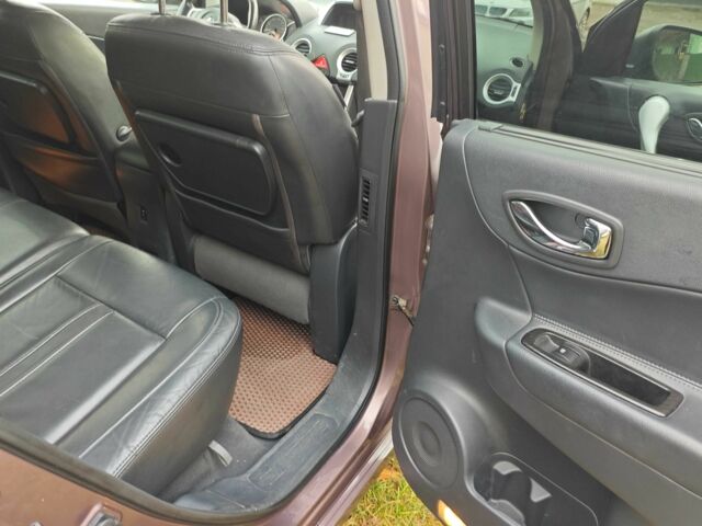 Коричневый Рено Колеос, объемом двигателя 2 л и пробегом 220 тыс. км за 10300 $, фото 10 на Automoto.ua