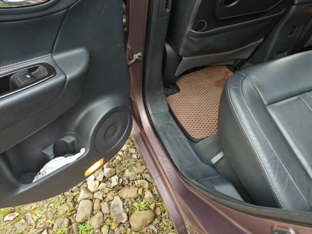 Коричневый Рено Колеос, объемом двигателя 2 л и пробегом 220 тыс. км за 10300 $, фото 5 на Automoto.ua