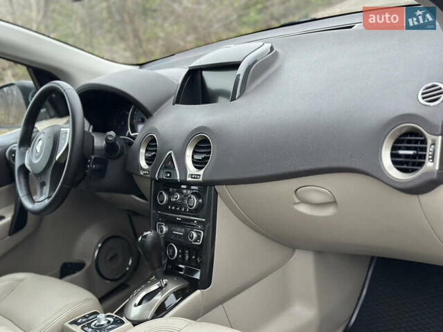 Коричневый Рено Колеос, объемом двигателя 2 л и пробегом 142 тыс. км за 14999 $, фото 28 на Automoto.ua