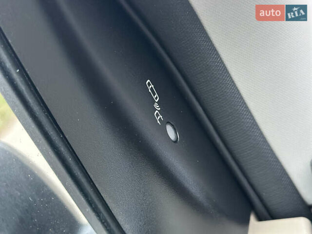 Коричневый Рено Колеос, объемом двигателя 2 л и пробегом 142 тыс. км за 14999 $, фото 45 на Automoto.ua