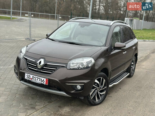 Коричневый Рено Колеос, объемом двигателя 2 л и пробегом 142 тыс. км за 14999 $, фото 2 на Automoto.ua