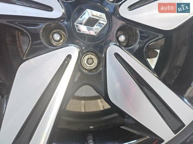 Коричневий Рено Колеос, об'ємом двигуна 2.49 л та пробігом 120 тис. км за 15000 $, фото 17 на Automoto.ua