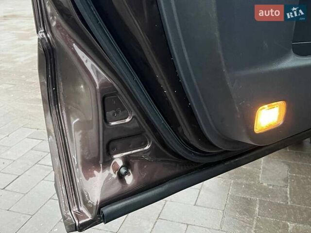 Коричневый Рено Колеос, объемом двигателя 2 л и пробегом 176 тыс. км за 11999 $, фото 40 на Automoto.ua