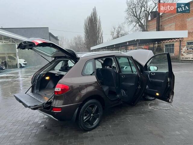 Коричневый Рено Колеос, объемом двигателя 2 л и пробегом 176 тыс. км за 11999 $, фото 90 на Automoto.ua