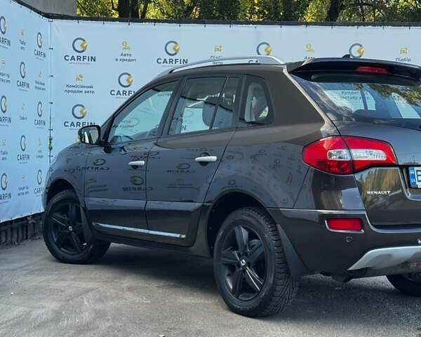 Коричневий Рено Колеос, об'ємом двигуна 2 л та пробігом 176 тис. км за 13600 $, фото 12 на Automoto.ua