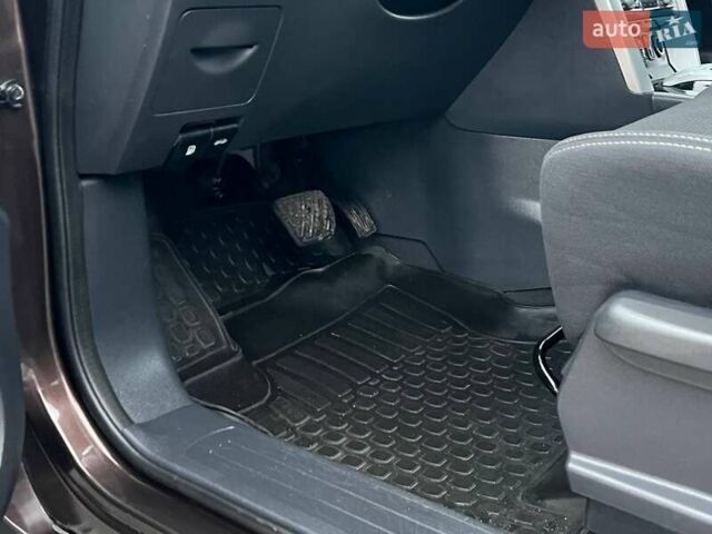 Коричневый Рено Колеос, объемом двигателя 2 л и пробегом 176 тыс. км за 11999 $, фото 46 на Automoto.ua