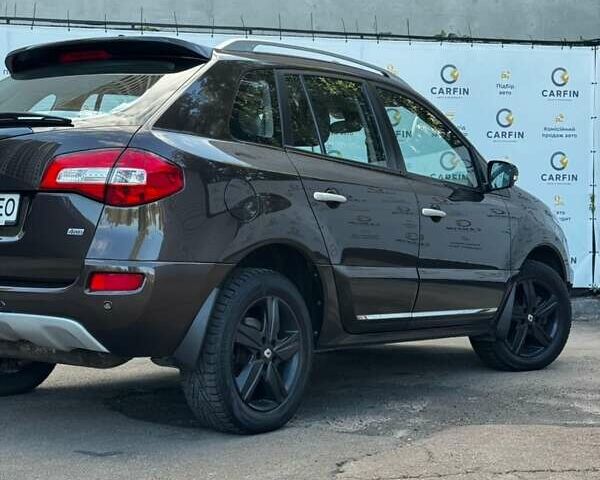 Коричневий Рено Колеос, об'ємом двигуна 2 л та пробігом 176 тис. км за 13600 $, фото 6 на Automoto.ua