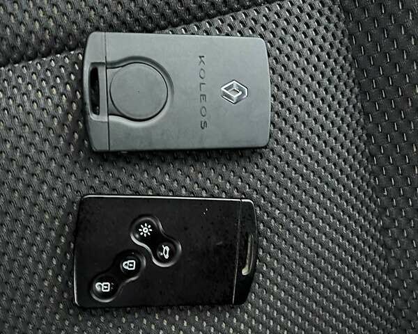 Коричневый Рено Колеос, объемом двигателя 2 л и пробегом 176 тыс. км за 11999 $, фото 62 на Automoto.ua