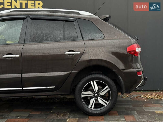 Коричневый Рено Колеос, объемом двигателя 2.49 л и пробегом 120 тыс. км за 15300 $, фото 8 на Automoto.ua