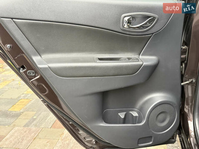 Коричневый Рено Колеос, объемом двигателя 2.49 л и пробегом 120 тыс. км за 15300 $, фото 14 на Automoto.ua