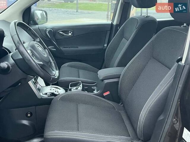 Коричневый Рено Колеос, объемом двигателя 2 л и пробегом 176 тыс. км за 11999 $, фото 43 на Automoto.ua