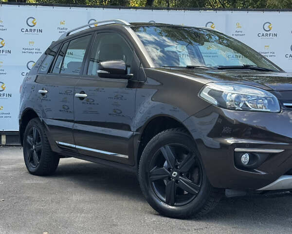 Коричневий Рено Колеос, об'ємом двигуна 2 л та пробігом 176 тис. км за 13600 $, фото 4 на Automoto.ua