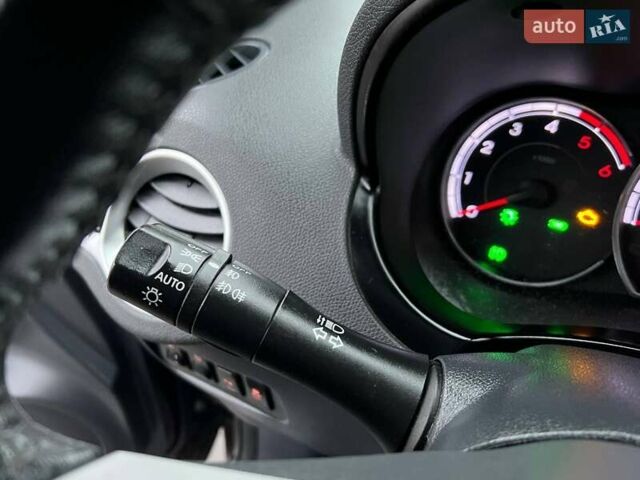 Коричневый Рено Колеос, объемом двигателя 2 л и пробегом 176 тыс. км за 11999 $, фото 65 на Automoto.ua