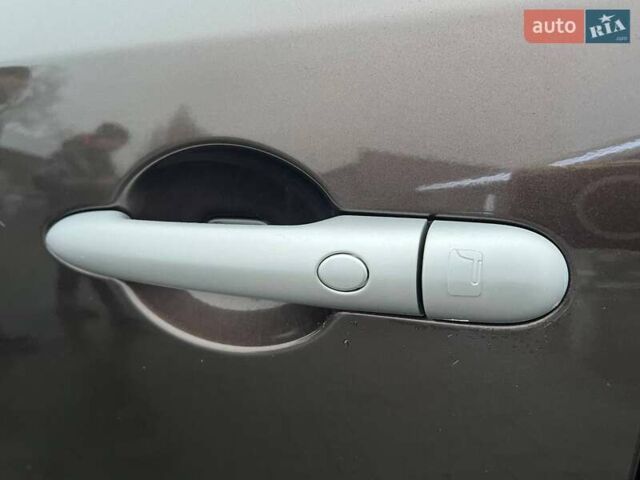 Коричневый Рено Колеос, объемом двигателя 2 л и пробегом 176 тыс. км за 11999 $, фото 35 на Automoto.ua