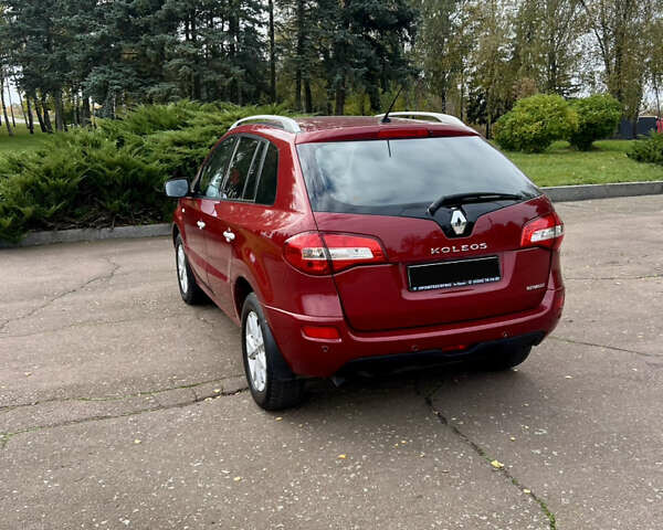 Рено Колеос 2010 в Житомире на Automoto.ua Красный Рено Колеос, объемом двигателя 2.45 л и пробегом 199 тыс. км за 8800 $, фото 8 на Automoto.ua